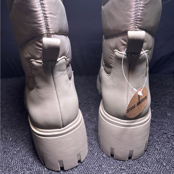 Steve Madden Women's Olive green Ankle Booties - Picture 7 of 8